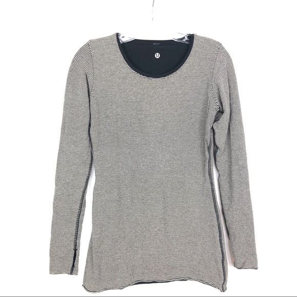 lululemon athletica Tops - Lululemon athletica REVERSIBLE long sleeve top
